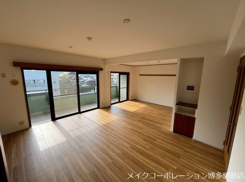 アンピール県庁駅前 リビング