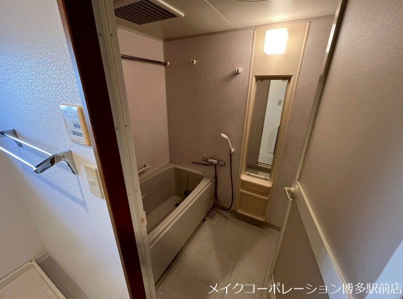 アンピール県庁駅前 風呂画像