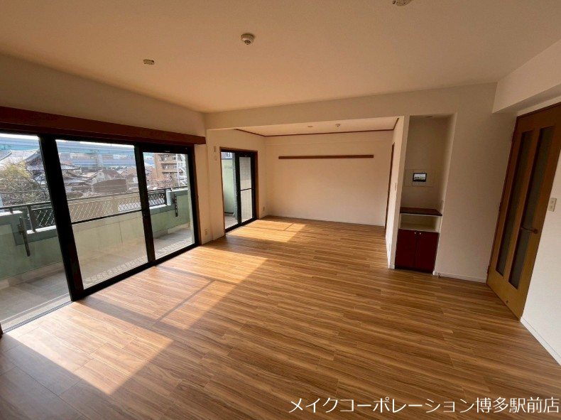 アンピール県庁駅前 ベランダ