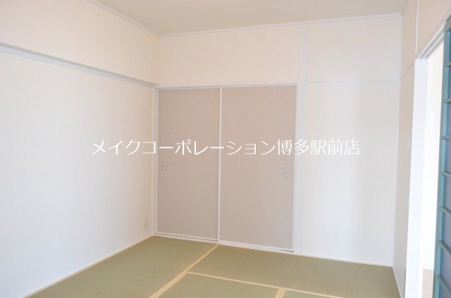 サンコーポタカキ ベッドルーム