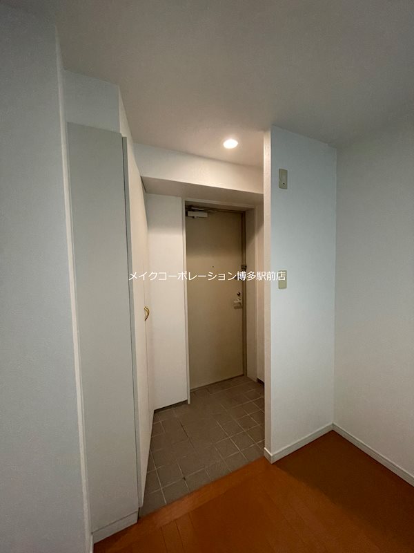 サヴォイエクセルシオール 玄関