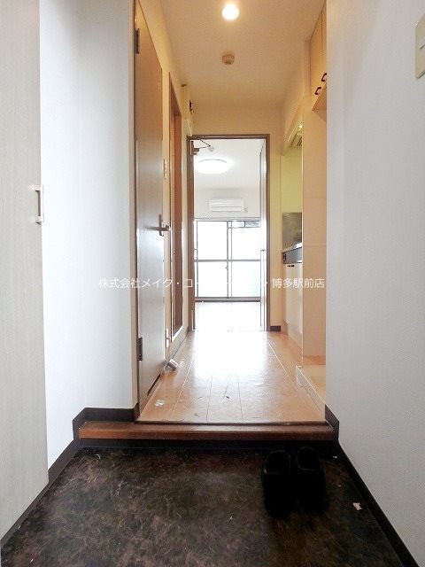 リファレンス吉塚 玄関