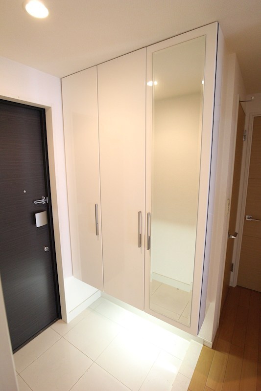 ウェルリバービュー天神 玄関