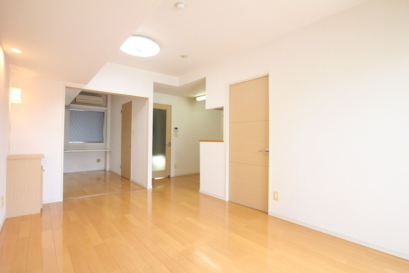 ウェルリバービュー天神 リビング