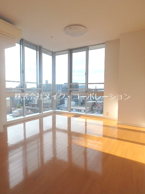 アメックス姪浜ステーションタワー リビング