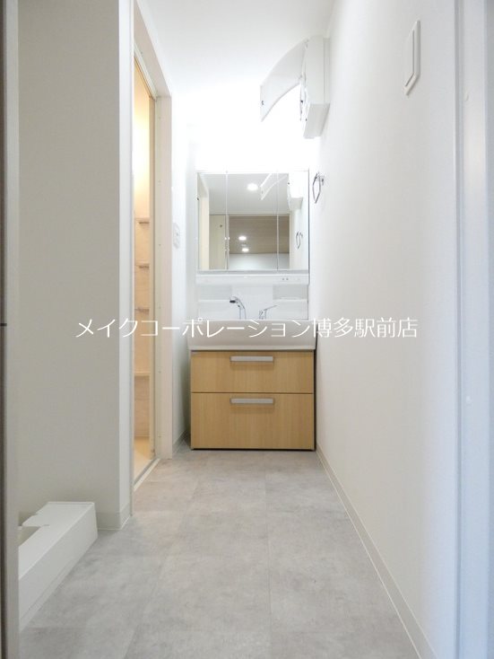 ※写真は棟内別部屋参考写真 メゾン・ド・リエール博多 その他1