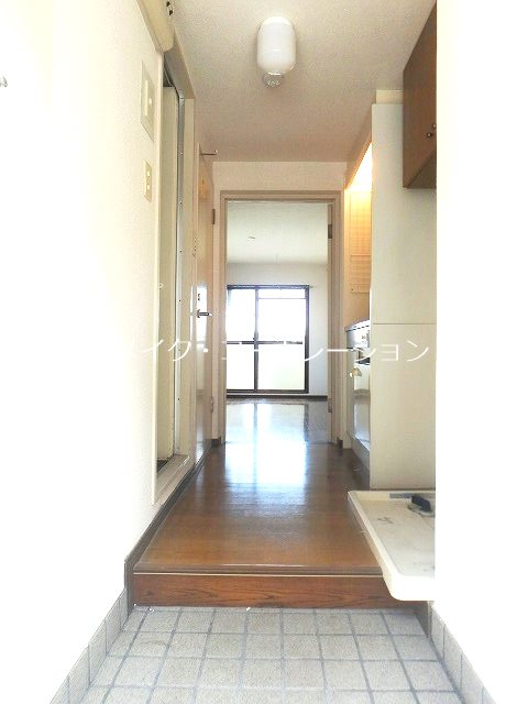 城西ハイツ～ネット無料～ 玄関