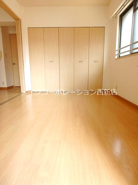 ラグ・フラットS ベッドルーム