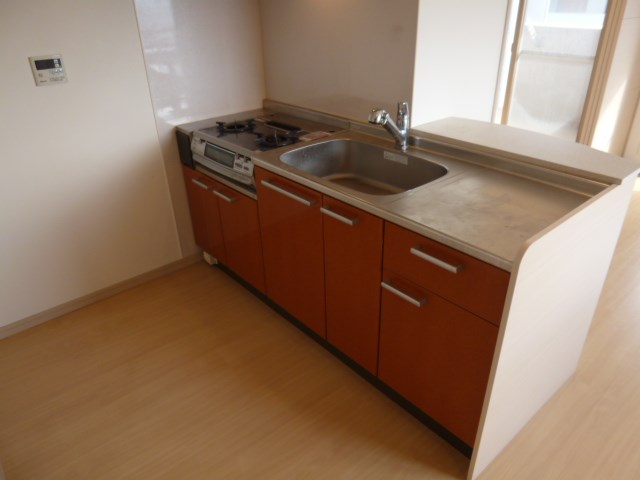 セラヴィ キッチン