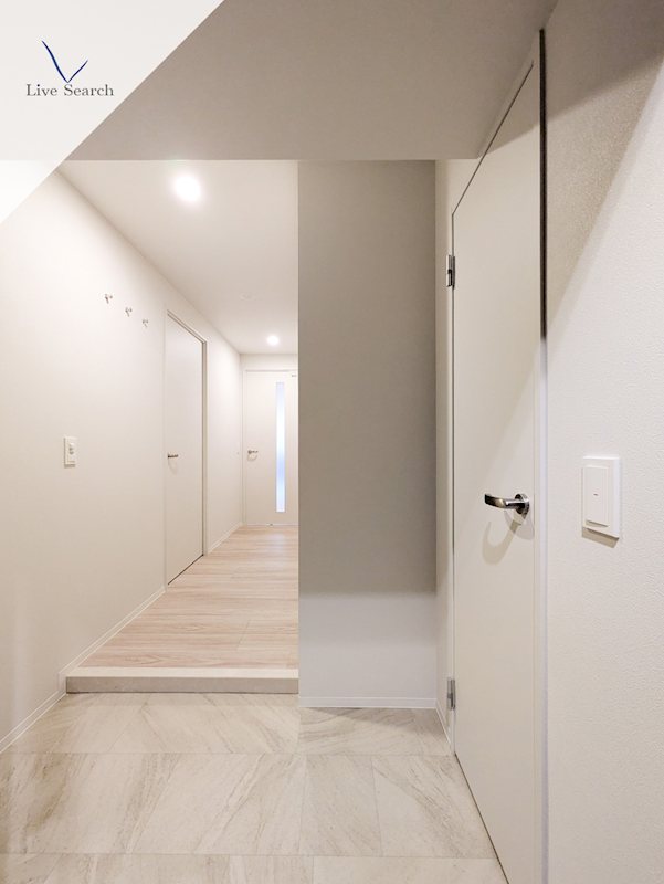 インシグニア渡辺通 玄関