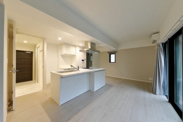 ネストピア渡辺通 リビング