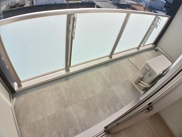 グランド ライン ベランダ