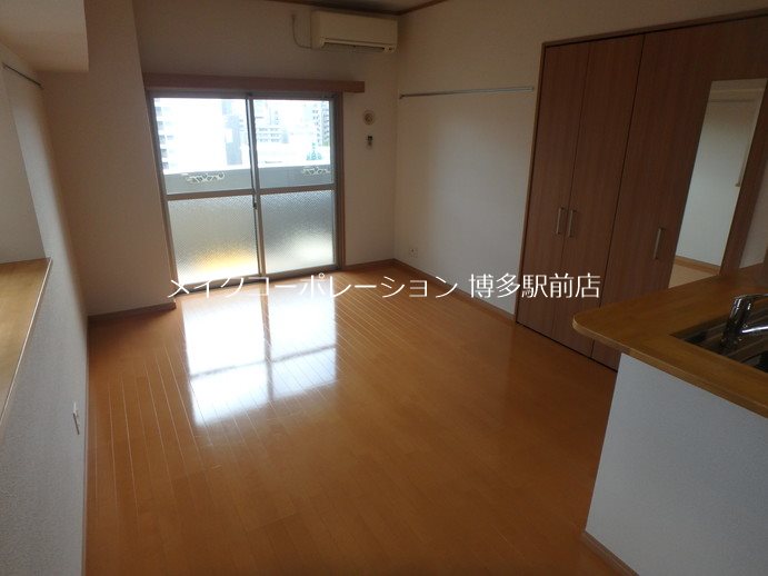 ロイヤルリバービュー ベッドルーム