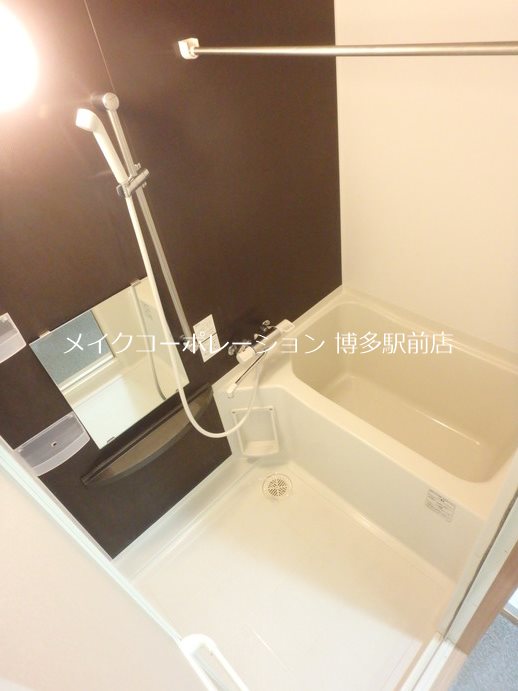 ロイヤルリバービュー 風呂画像