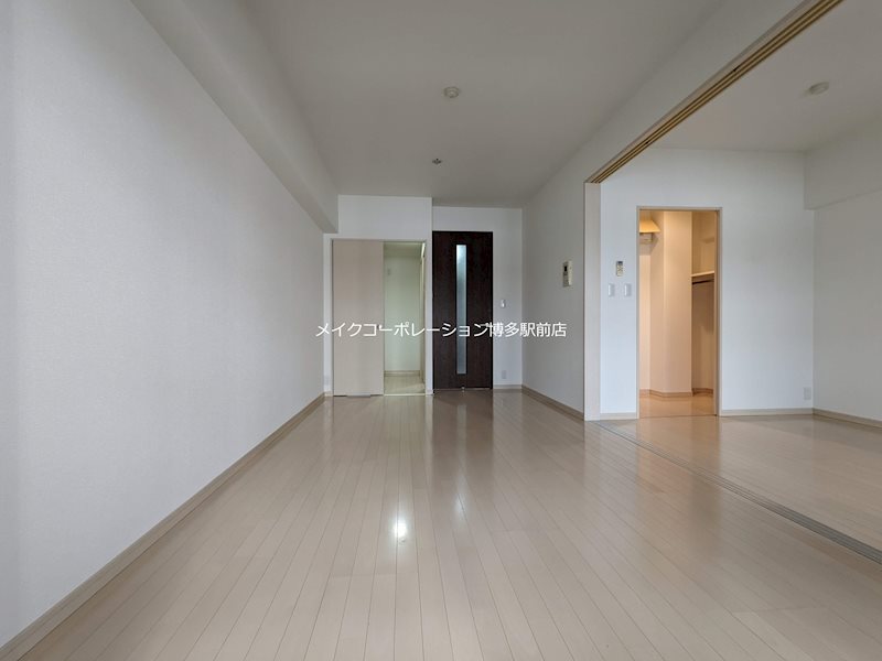 リビング S-FORT筑紫通り リビング