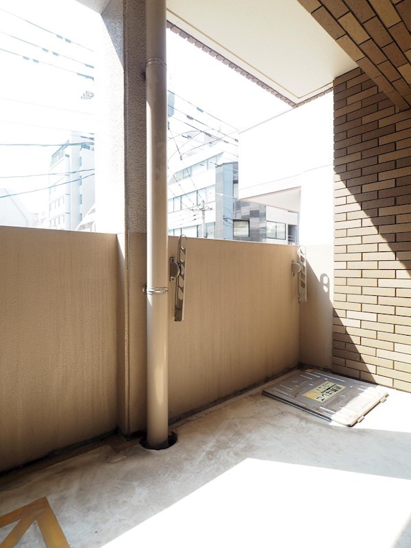 ビーワイマンションけやき通り ベランダ