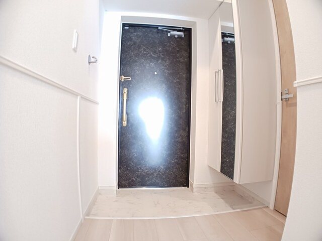 グランド ライン 玄関