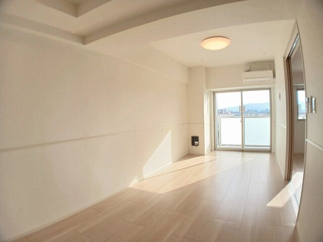 グランド ライン リビング