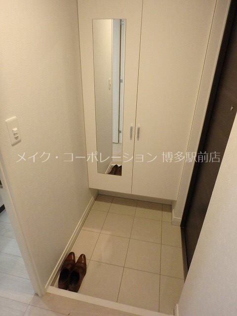 エンクレスト博多THE TIME 玄関