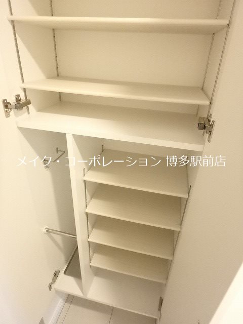 エンクレスト博多THE TIME 玄関