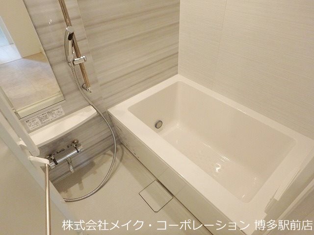 エンクレスト博多駅前ART 風呂画像