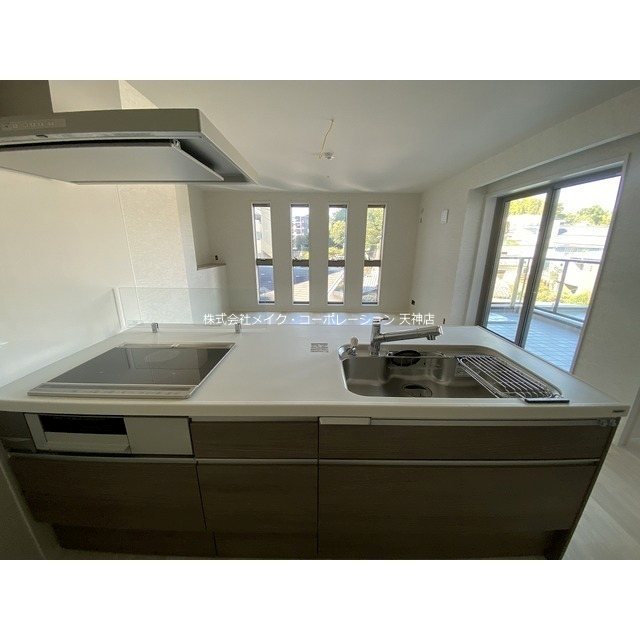 ア・ラ・桜坂 キッチン