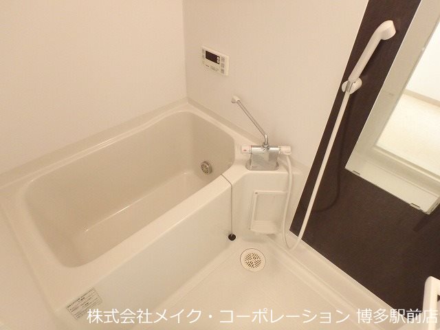 バス エムティースクエア吉塚駅前 風呂画像