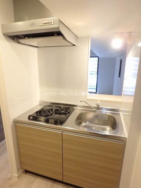 グランフォーレ博多駅東プレミア キッチン