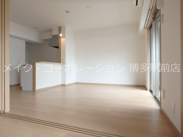 マーブルリヌーキーⅡ リビング