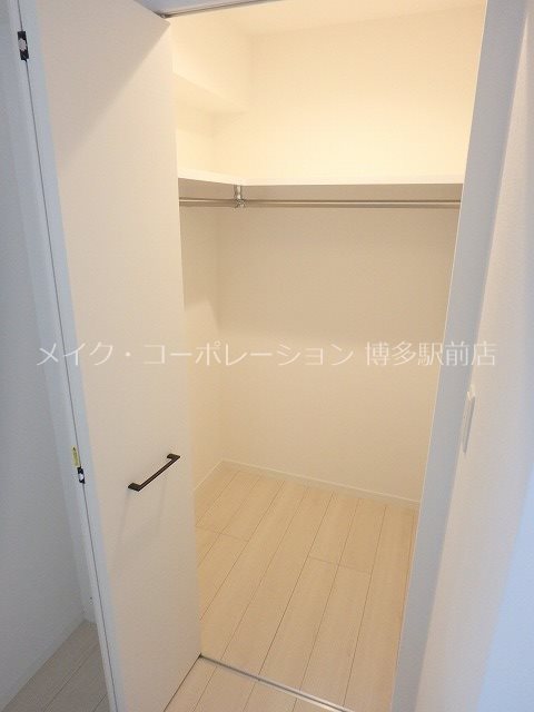 ※階数でキッチン・建具・扉・フローリングの色は違います グランフォーレ博多駅プレミア その他4