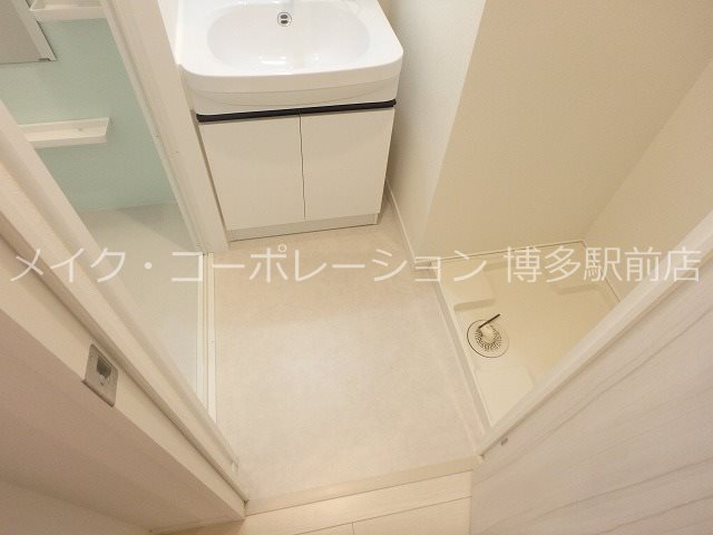 ※階数でキッチン・建具・扉・フローリングの色は違います グランフォーレ博多駅プレミア その他10