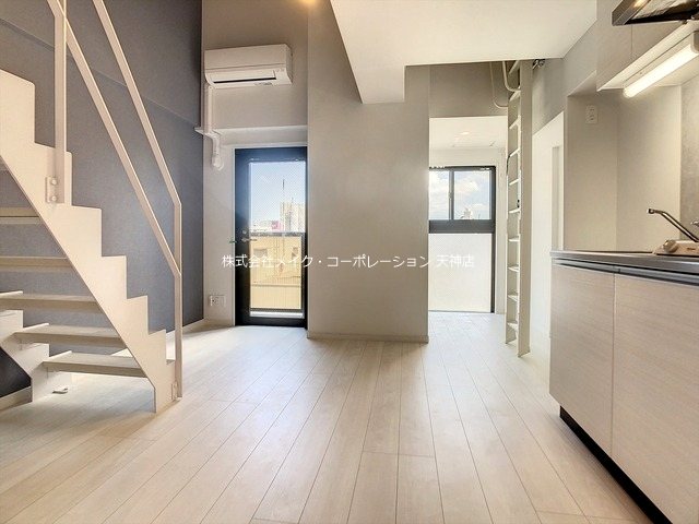 MODERN　PALAZZO天神東グランM リビング