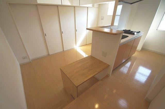 Ｆ・ＰＡＲＣＧＲＡＮＤＭＡＲＫ天神  リビング