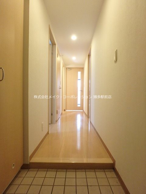 玄関 アペゼミマナ 玄関