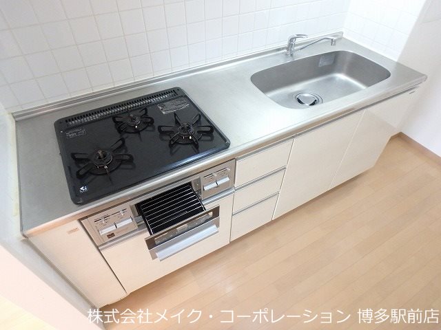 キッチン アペゼミマナ キッチン