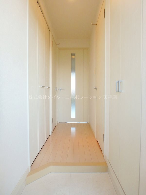 ※入居中の為別部屋写真使用現状優先 レキシントンスクエア白金 玄関