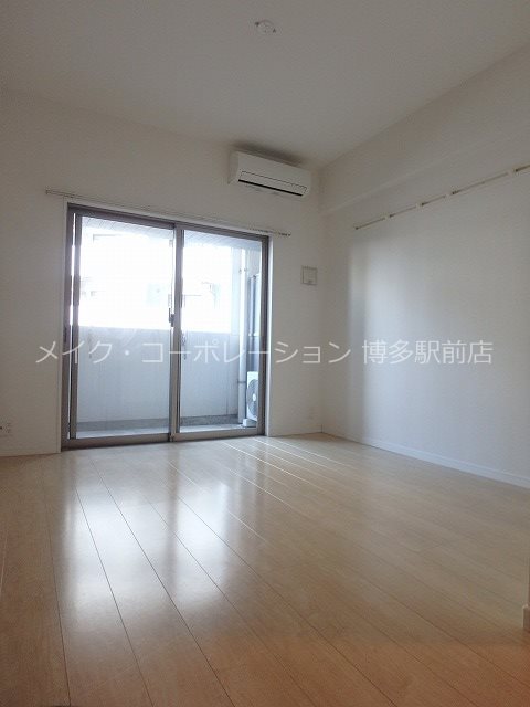 ベッドルーム ウェルブライト博多 ベッドルーム