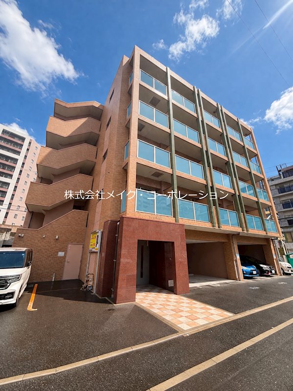 フィオーレ西新 外観