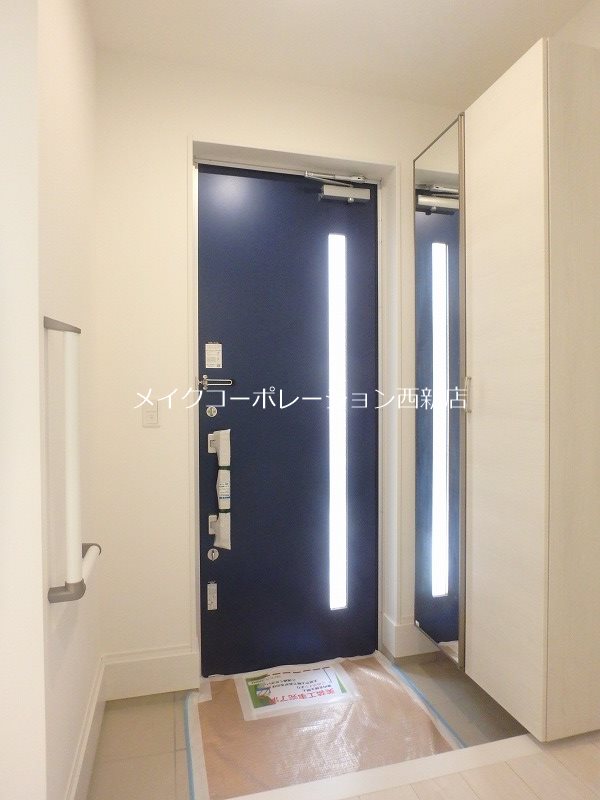 すみか西新 玄関