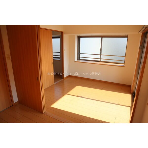 ネストピア平尾駅前  リビング