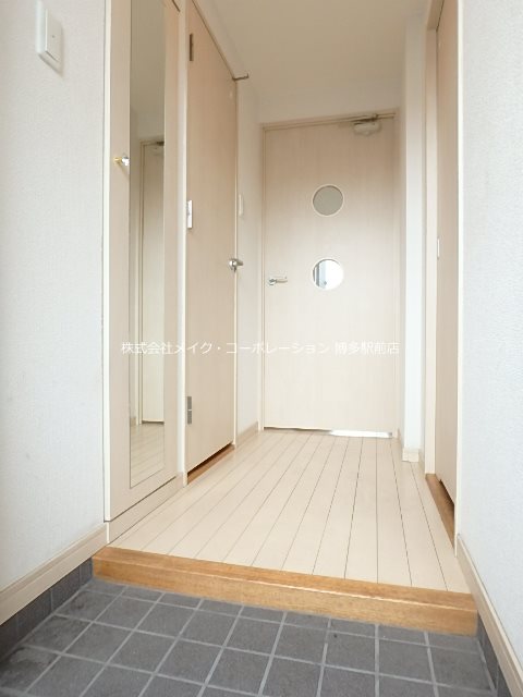 玄関 グランドシャルマン博多駅前 玄関