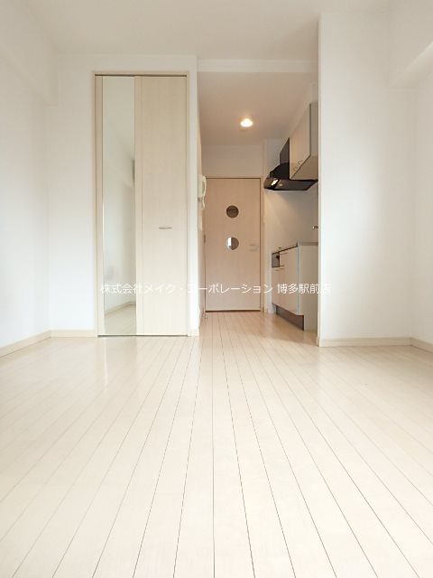 グランドシャルマン博多駅前 リビング