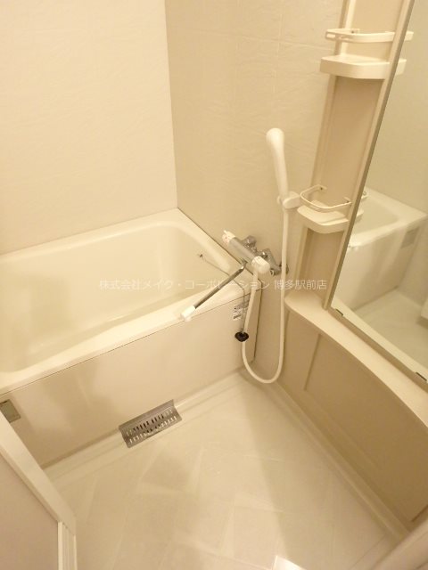 グランドシャルマン博多駅前 風呂画像