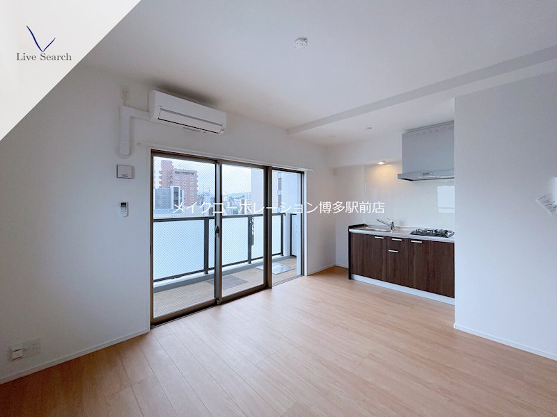 クロス天神南 リビング