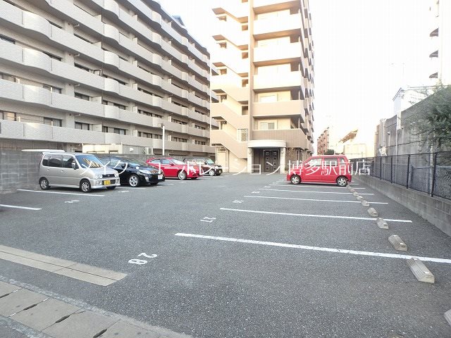 駐車場 カマラード吉塚 その他10