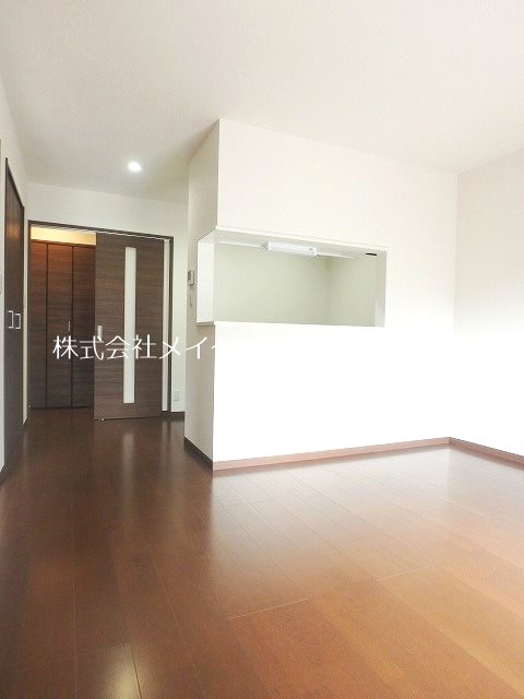 コンフォート福大前～ネット無料～ リビング