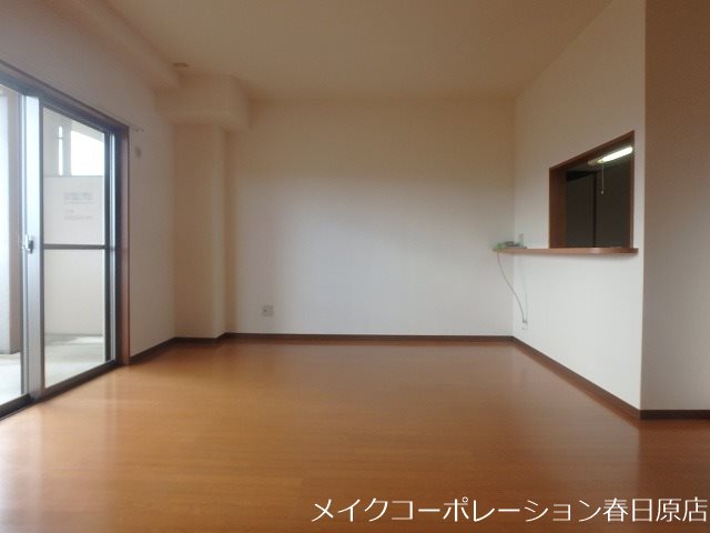 写真は同型タイプ アムフルッス リビング