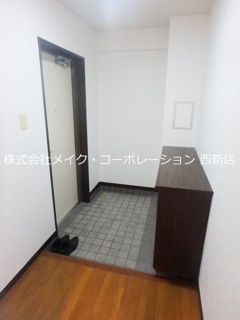 ※他号室の部屋の写真 ハッピーエステート野芥 玄関