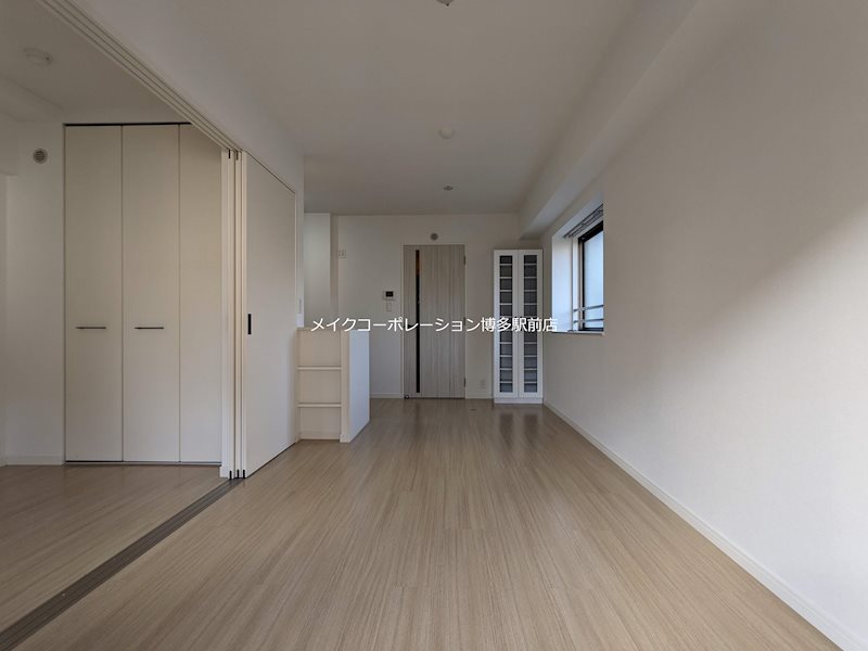 ※写真は棟内別部屋の参考写真です T'S SQUARE住吉 リビング