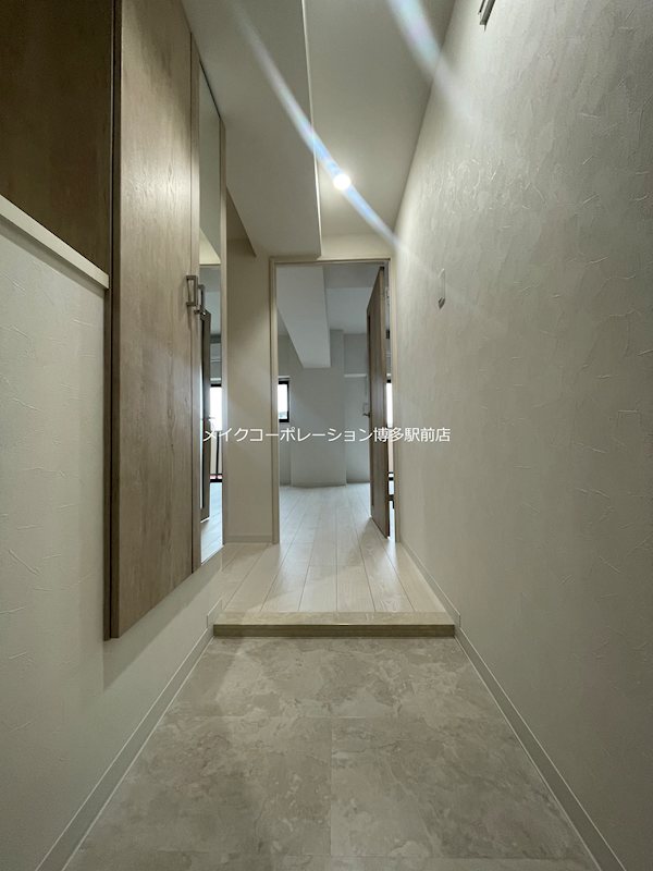 ベルコルティーレ 玄関